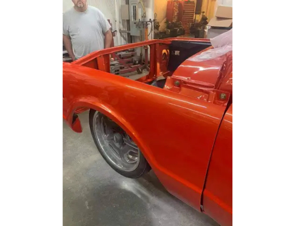 Tamco Paint GM Inferno Orange Pearl in Chevrolet K5 Blazer