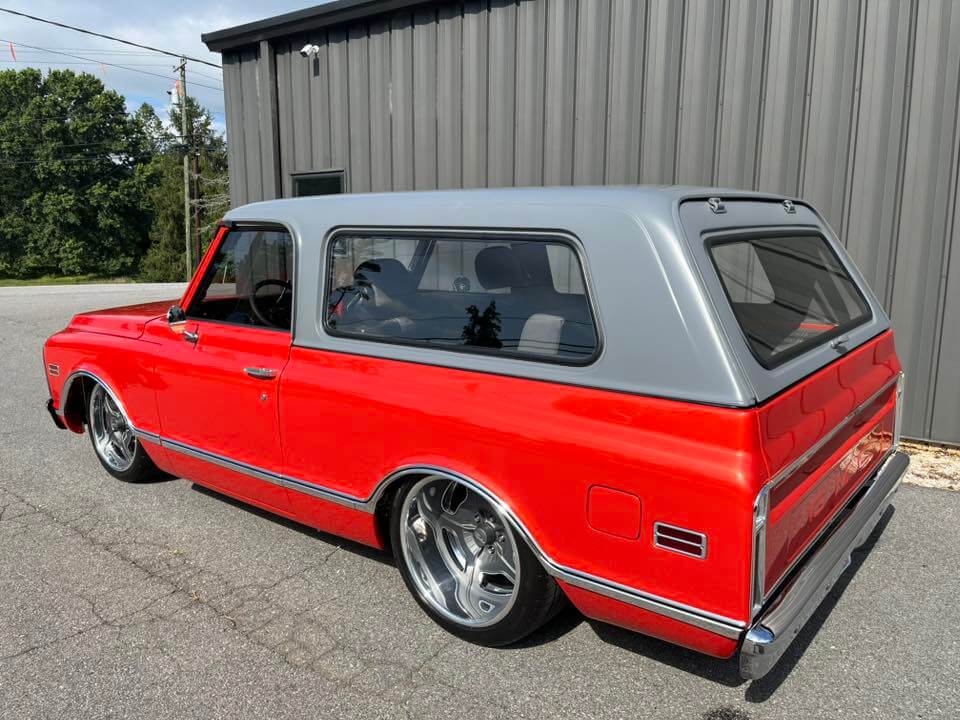 Tamco Paint GM Inferno Orange Pearl in GMC Jimmy