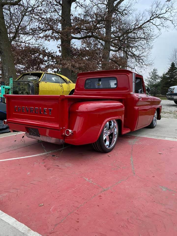 GM VICTORY RED  