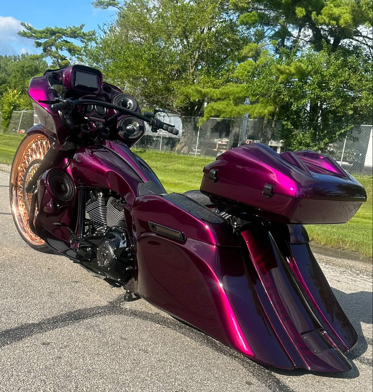 Tamco Paint Grapeness 2K Candy in Harley-Davidson Road Glide