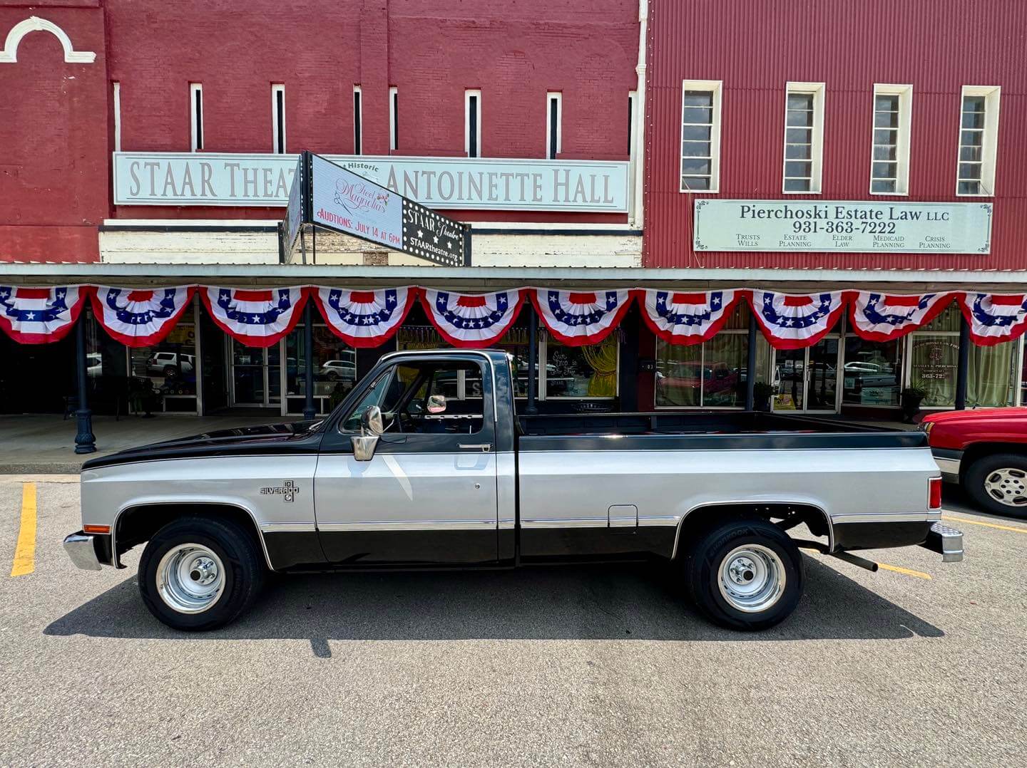 Tamco Paint HB9900 Jet Black and Silver Ice Metallic in 1984 Chevy Silverado