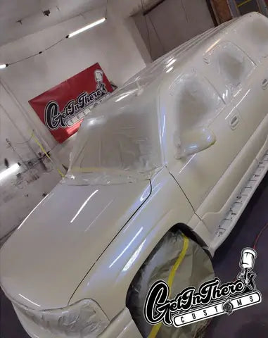 Tamco Paint HB9901 Bright White Basecoat in Chevrolet Tahoe