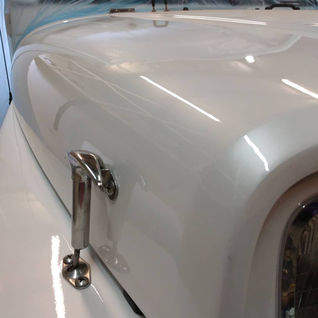 Tamco Paint HB9901 Bright White in Jeep Wrangler