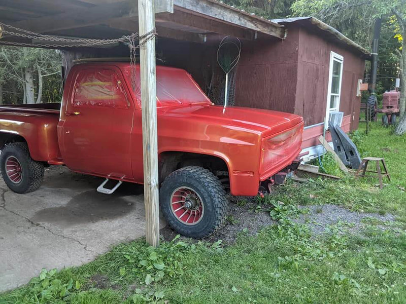 Tamco Paint HB9902 Bright Red Basecoat in 1979 Chevrolet K10