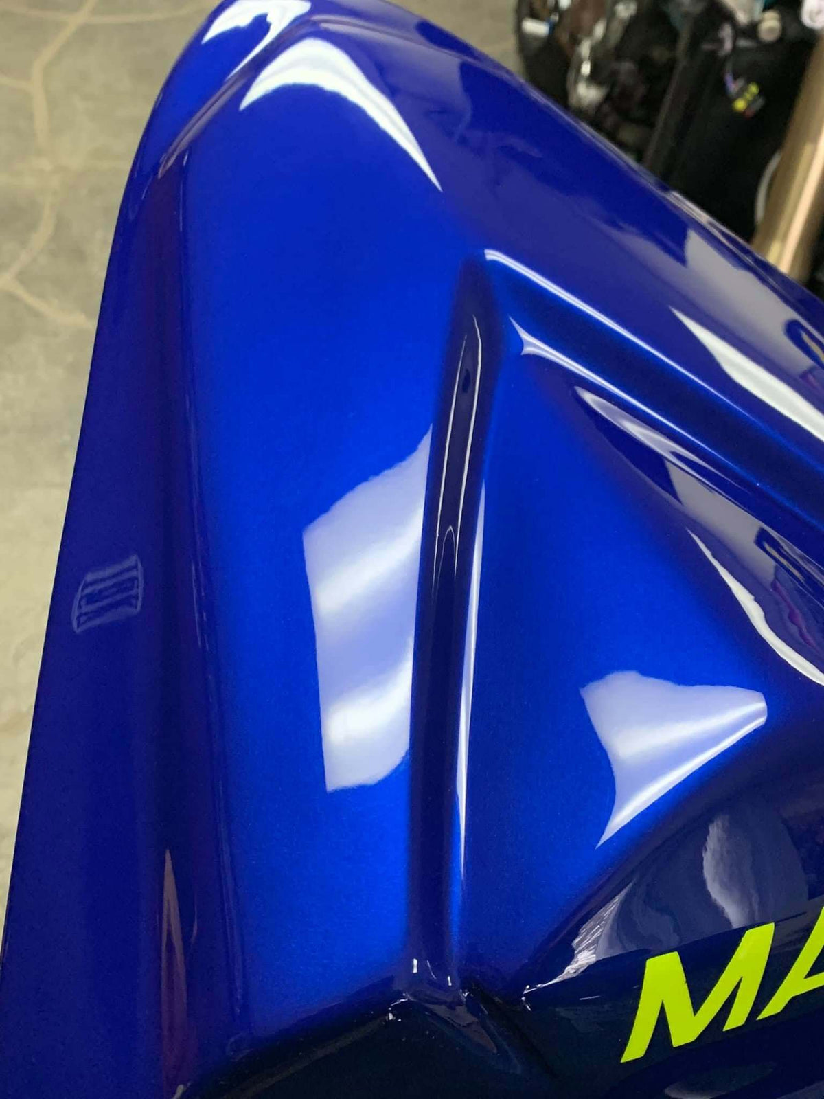 Tamco Paint HC9500 Hi-Speed Impact 30 Min Clearcoat on Yamaha YZF-R3