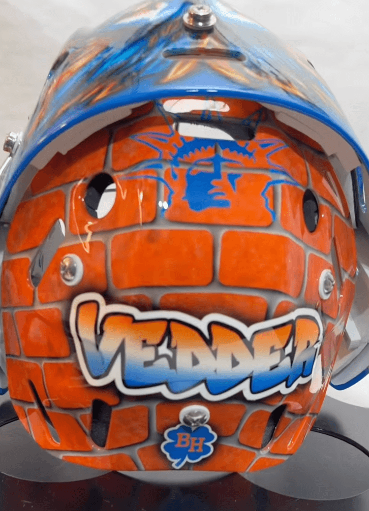 Tamco Paint HC9500 Hi-Speed Impact 30 Min Clearcoat Kit on Hockey Goalie Mask