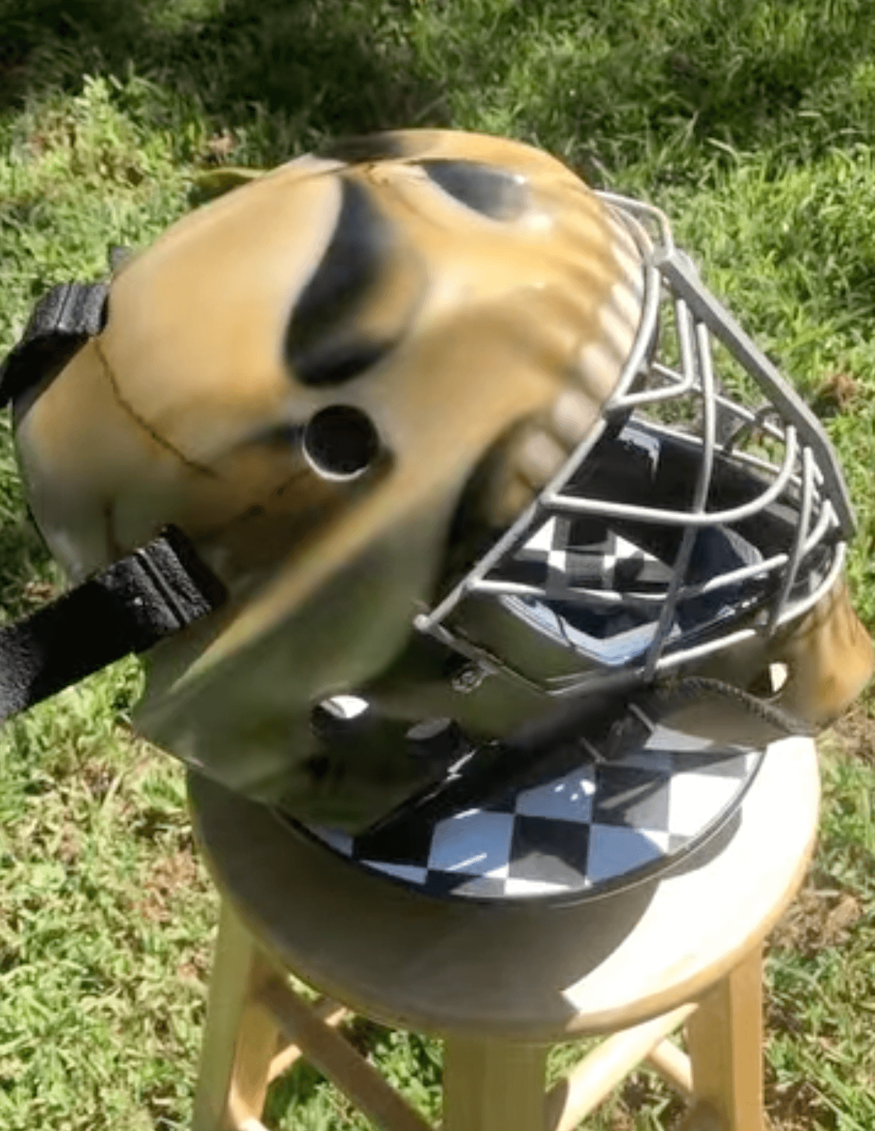 Tamco Paint Tamco Intensities and Butterscotch Schnapps Pearl on Hockey Helmet