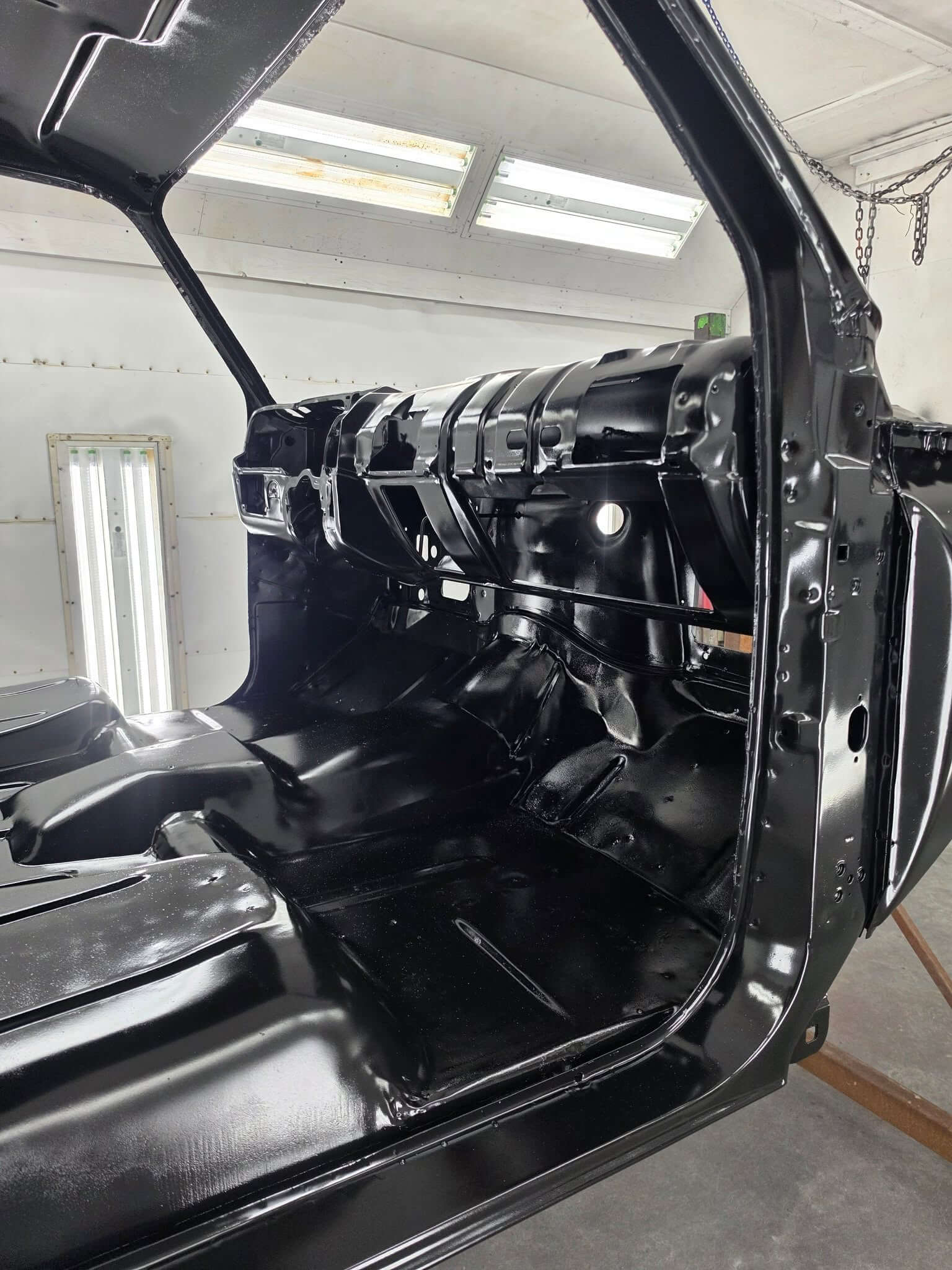 Tamco Paint Jet Black on 1985 Chevrolet C10