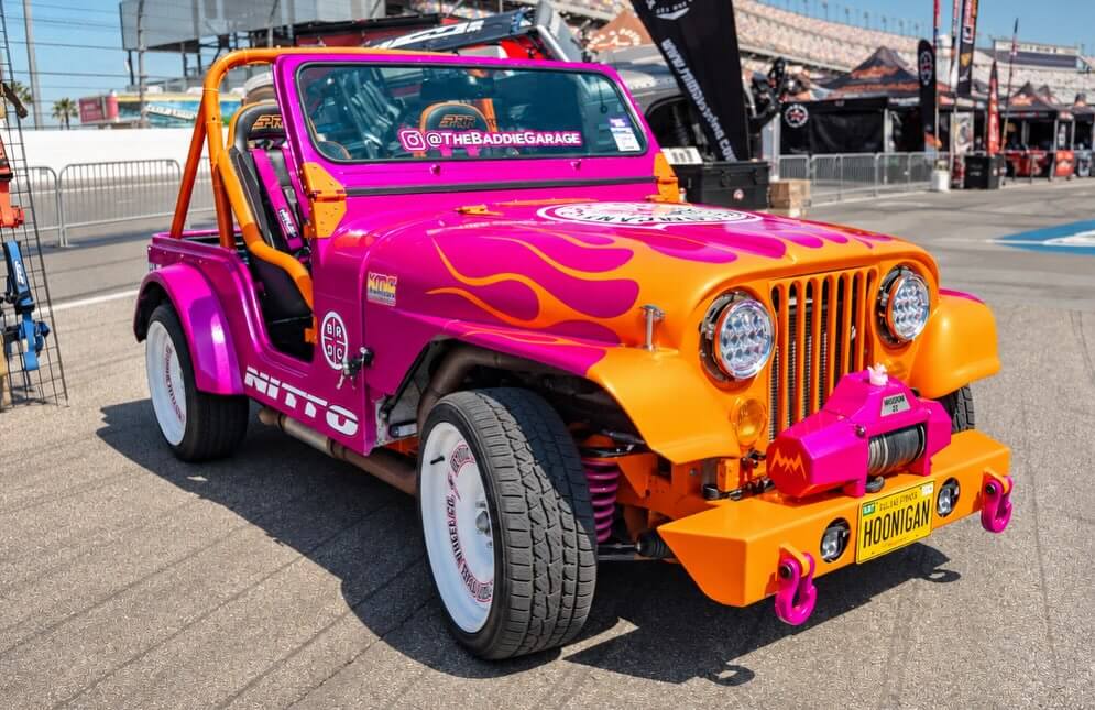 Tamco Paint Lipstick on 1976 Jeep CJ