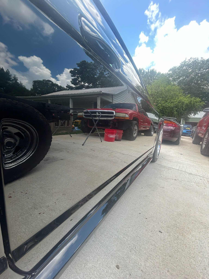 LAY FOX_ MURDERED BLACK2.0 FORD MUSTANG