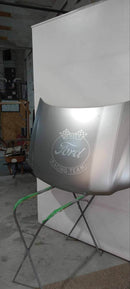 Tamco Paint Mazda Liquid Silver Basecoat in Ford Front Hood