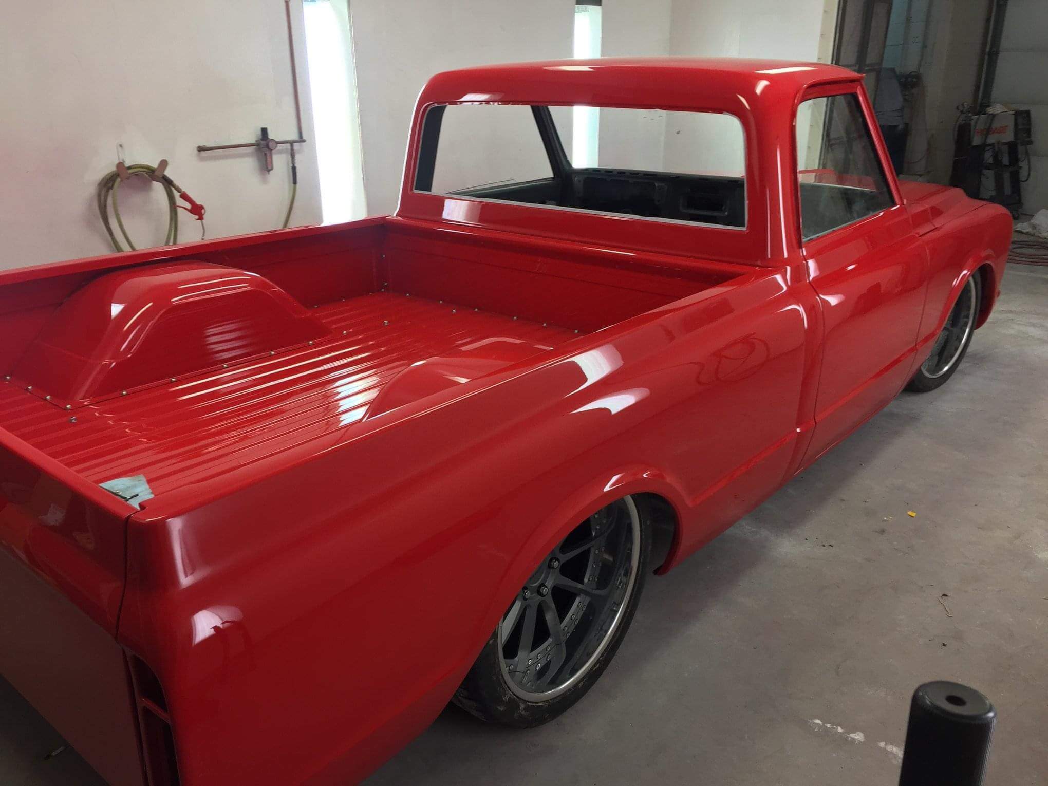 TAMCO PAINT CHEVROLET CK GUARDS RED