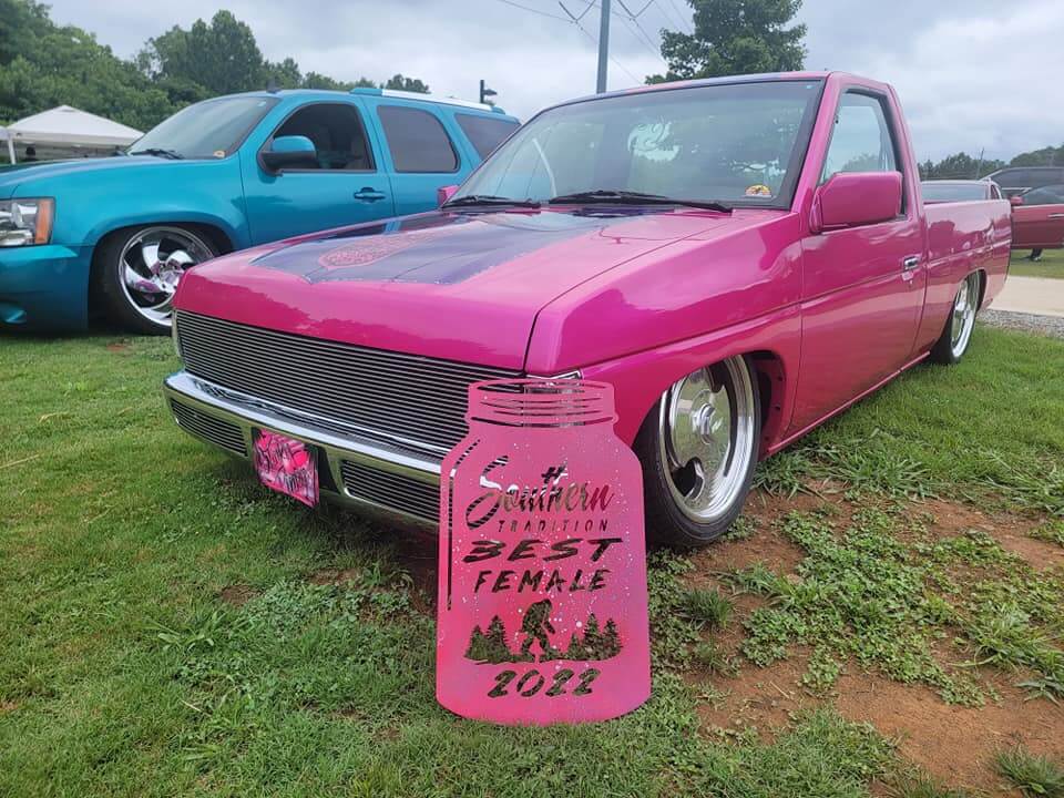 Tamco Paint Piss Off Pink in Nissan D21 Hardbody