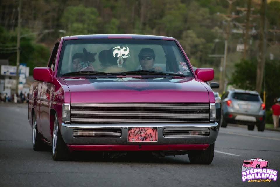 Tamco Paint Piss Off Pink in Nissan D21 Hardbody