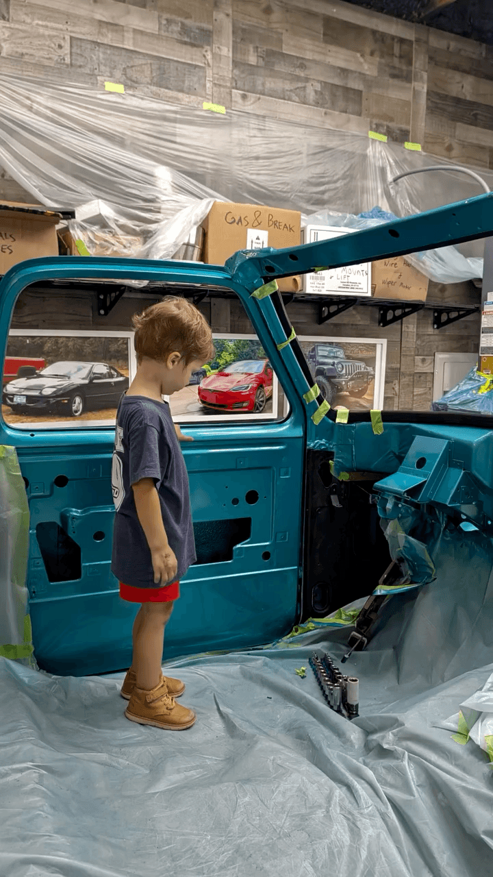 Tamco Paint Plymouth Seafoam Turquoise on Dodge Ramcharger