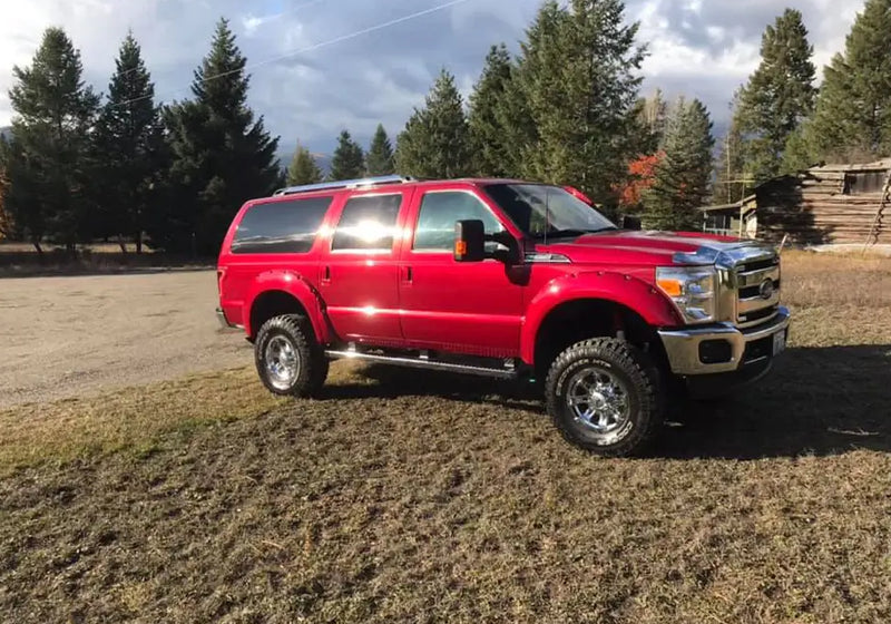 Tamco Paint Rock It Red on Ford Excursion