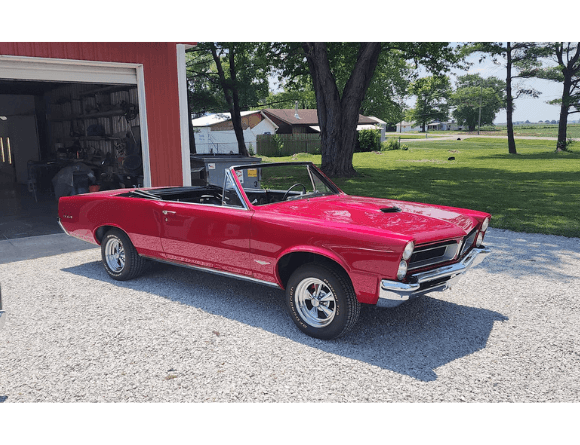 Tamco Paint Rock It Red in 1965 Pontiac GTO
