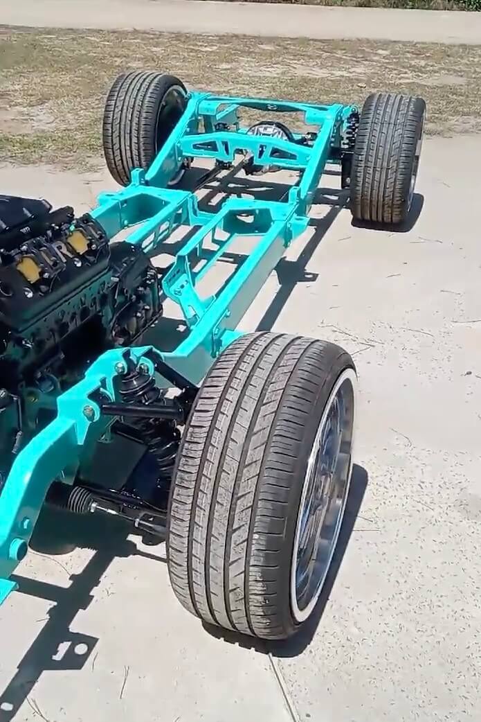 Tamco Paint Rockin Robin on Chassis