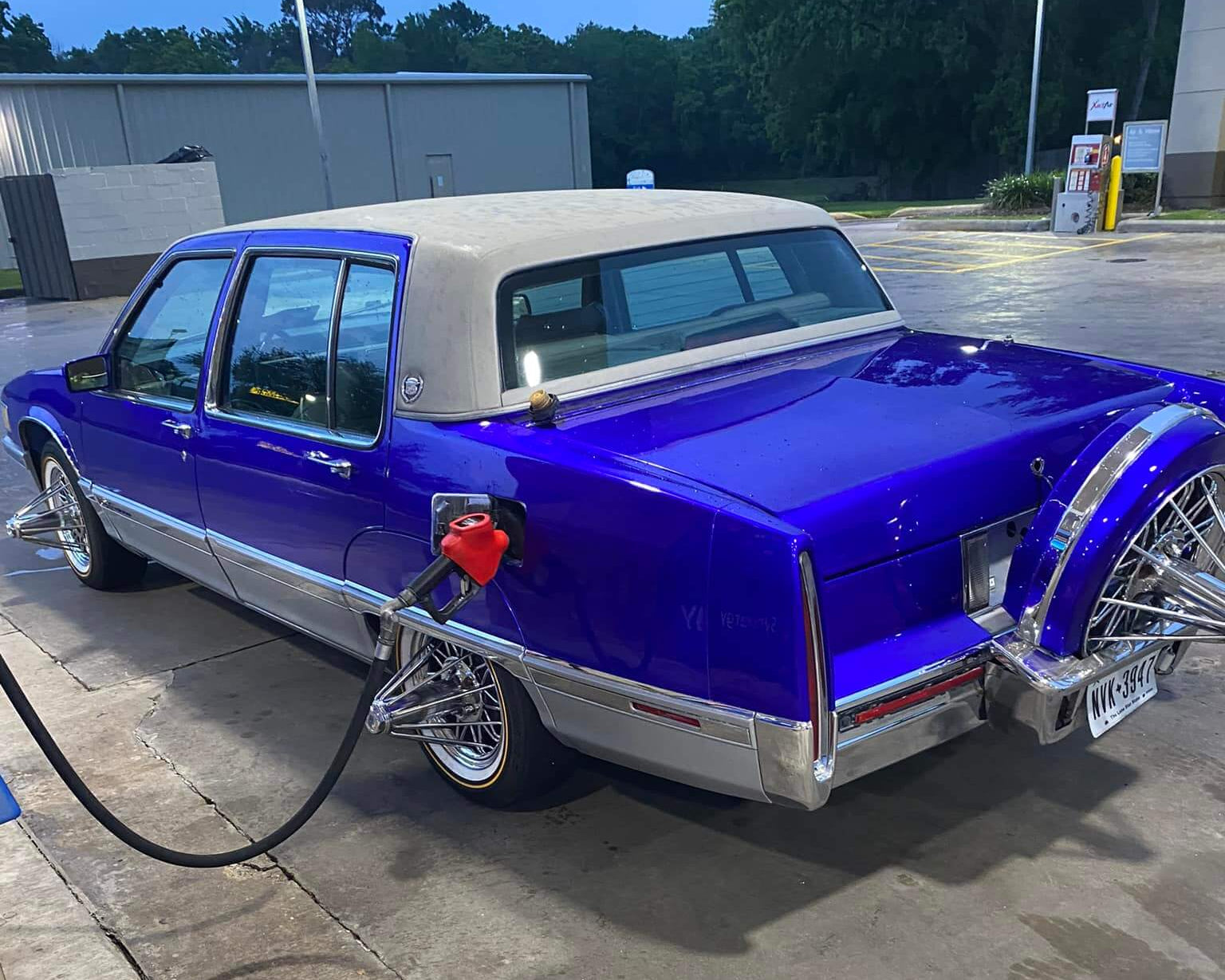 Tamco Paint Socal Blue Candy Pearl in Cadillac Fleetwood