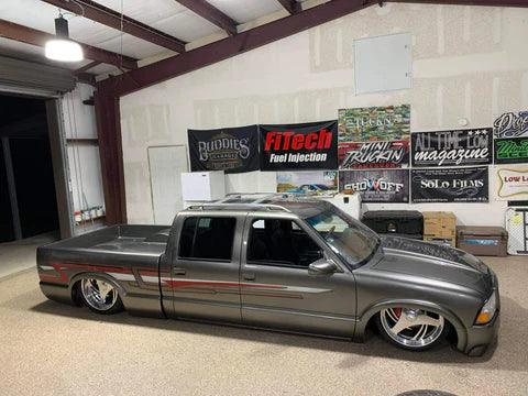 Tamco Paint Secret Silver on 1995 GMC