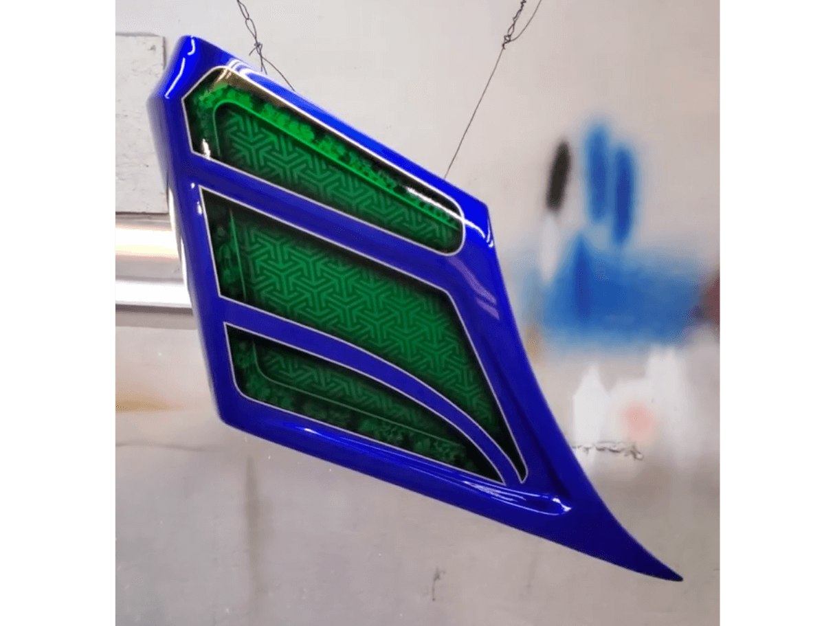 Tamco Paint SoCal Blue & Hustlin' Candy Pearl Basecoat on Harley-Davidson Road Glide