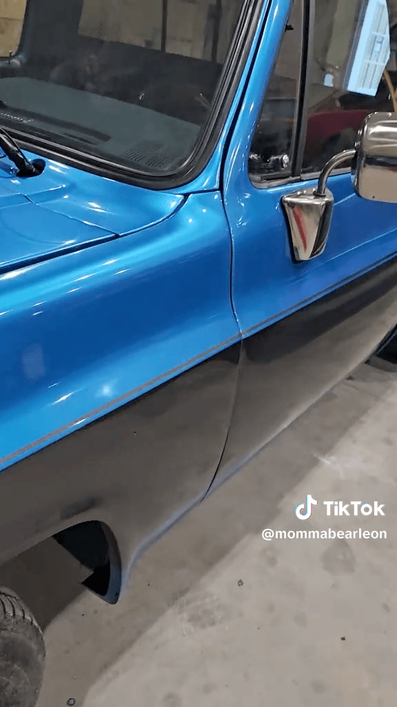 Tamco Paint Tamco Throwback Lemans Blue in 1985 GMC C10