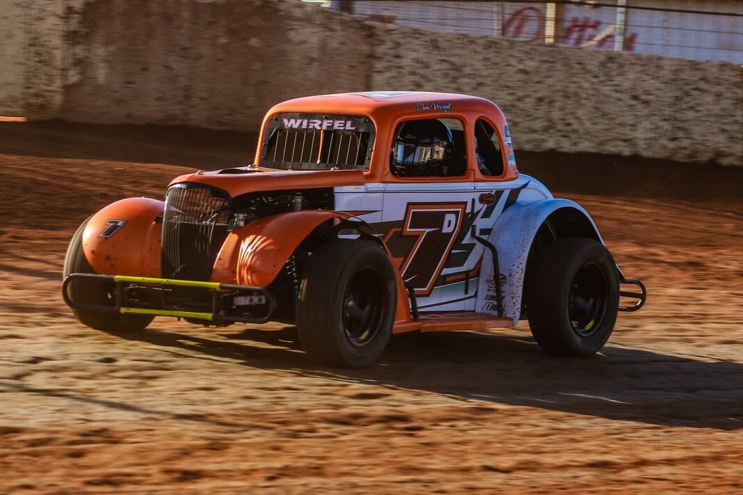 Tamco Paint Tamgerine Pearl in Dirt Race Car