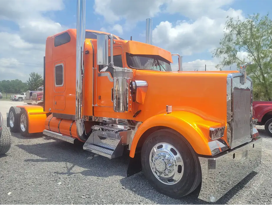 Tamco Paint Tamgerine Pearl on Kenworth W900