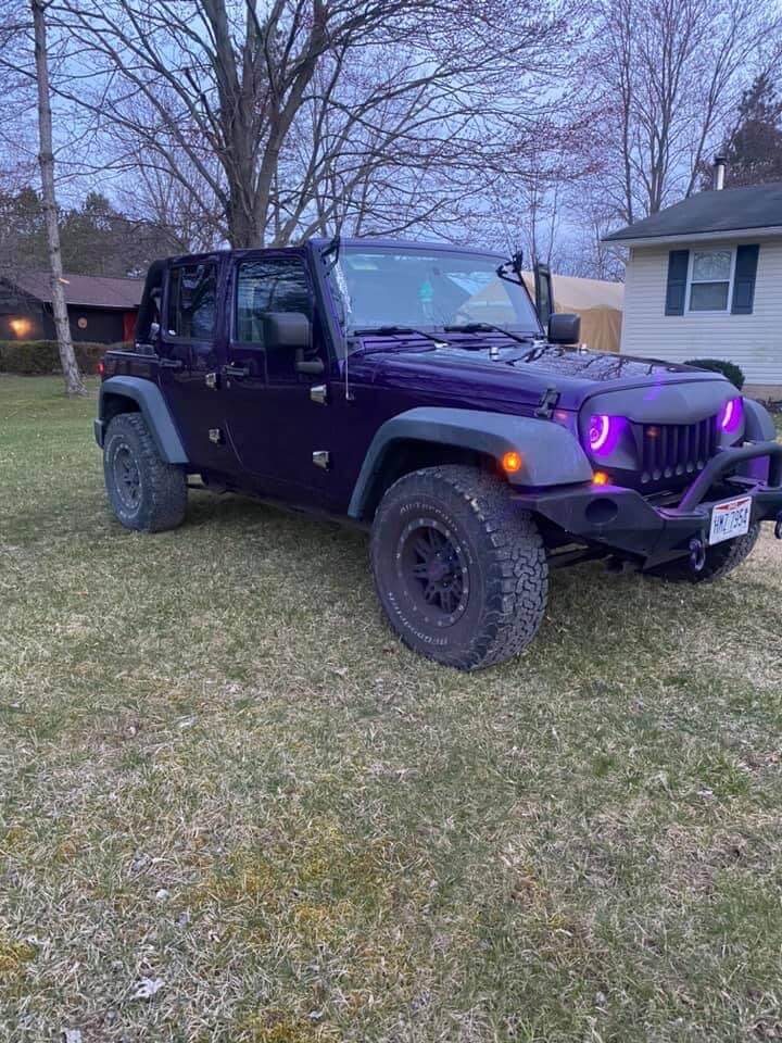 Violent Violette Jeep Wrangler JK 