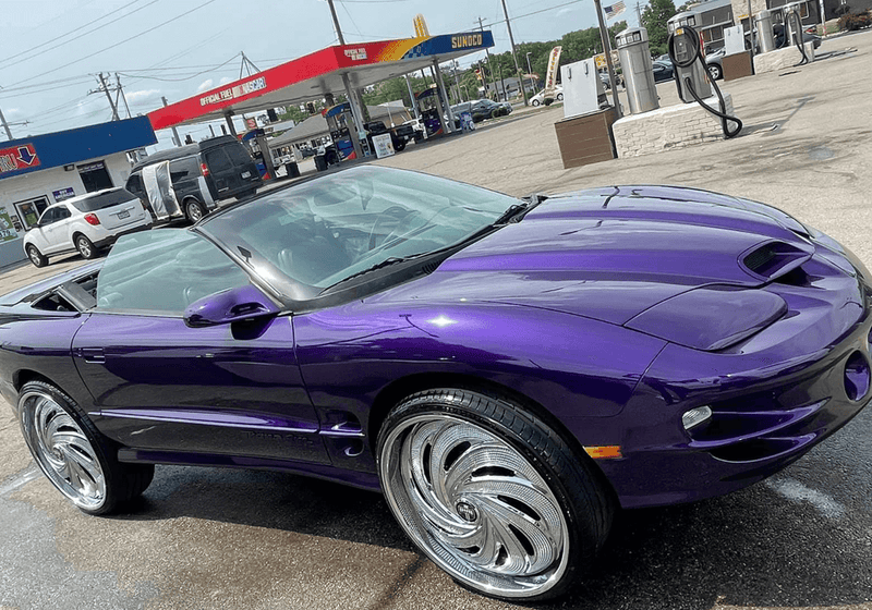 Violent Violette 1998 Pontiac Firebird 