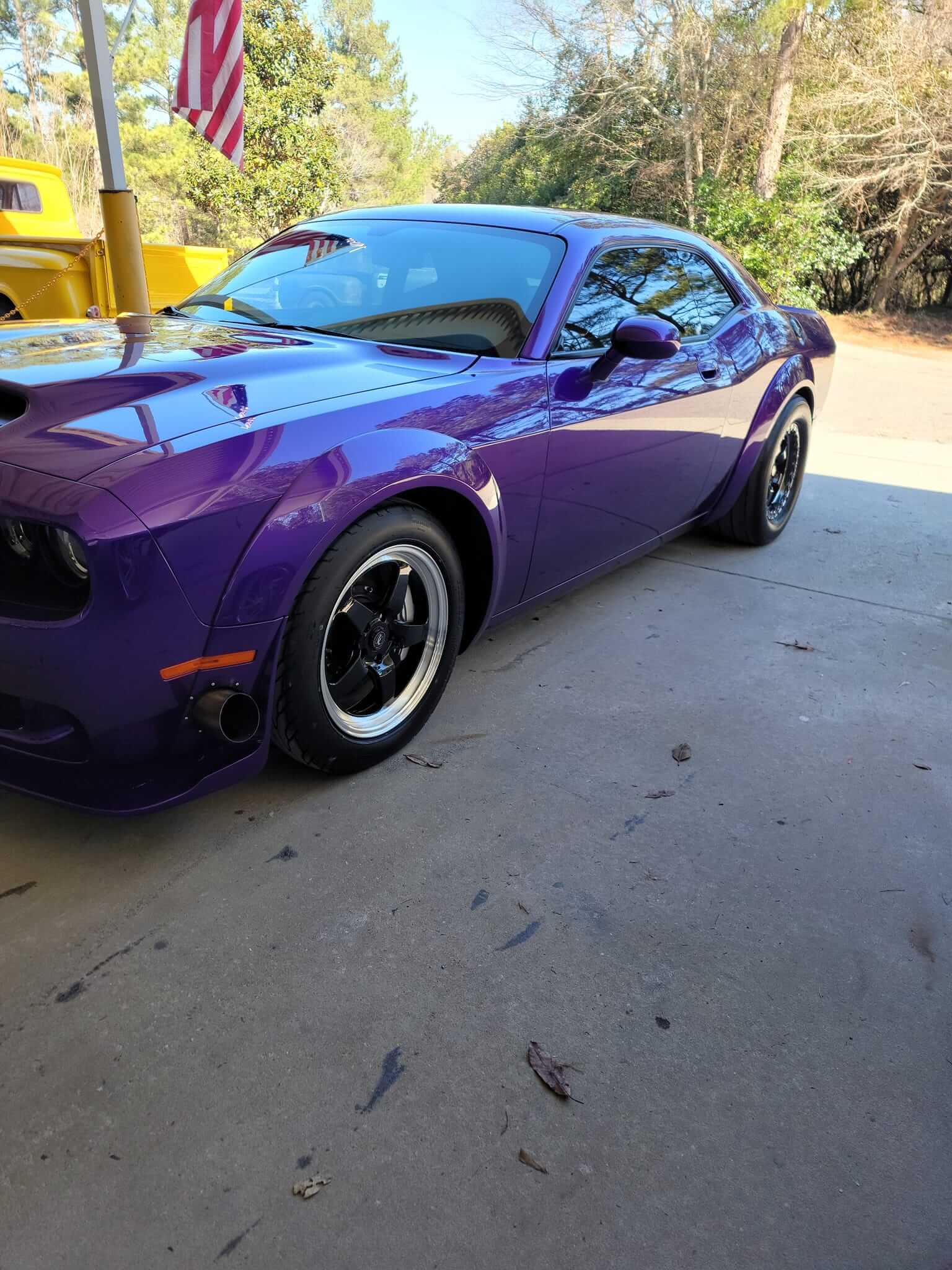 Tamco Paint Violent Violette in Dodge Challenger Hellcat