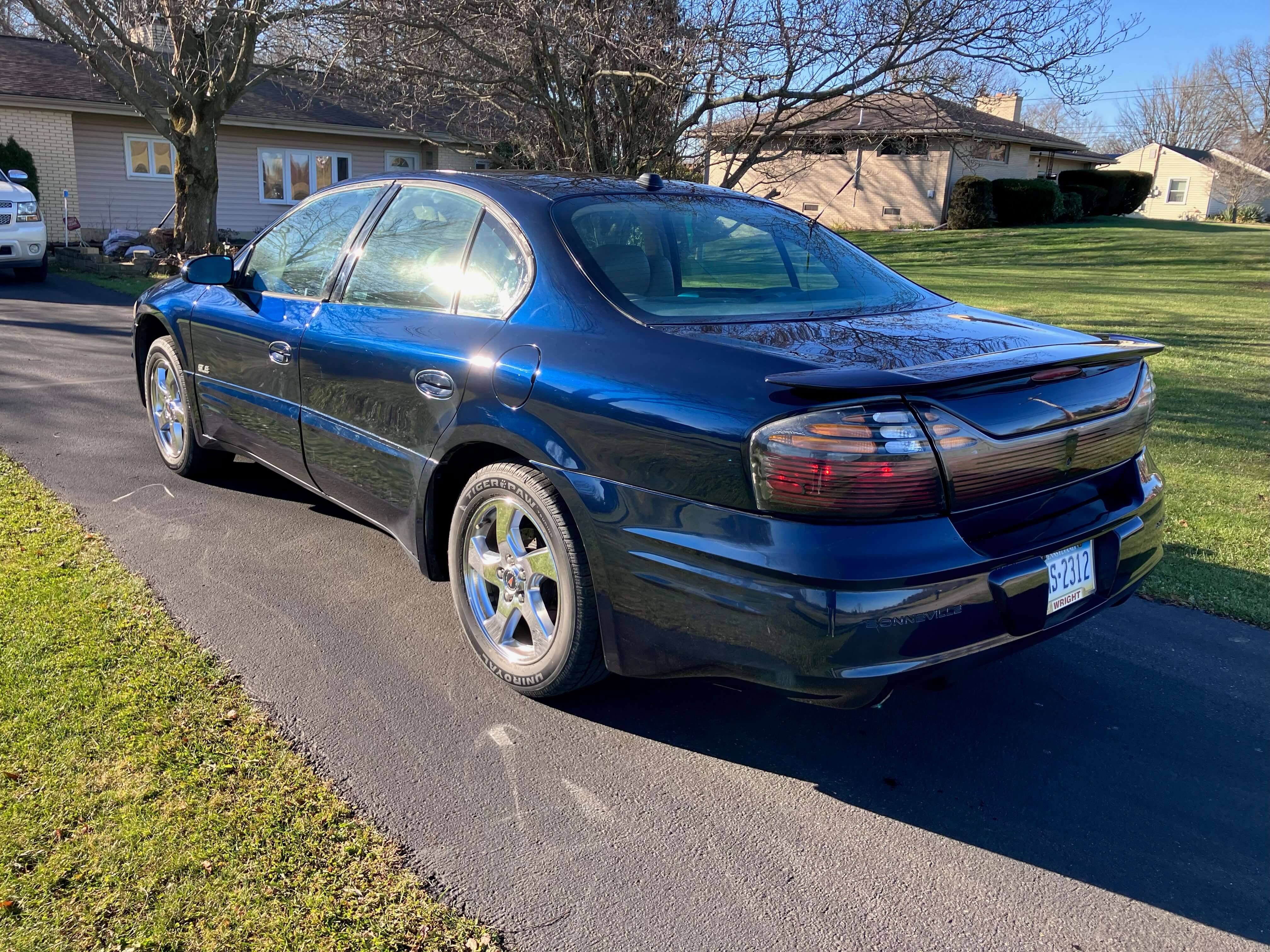 GM Dark Ming Blue Metallic Car