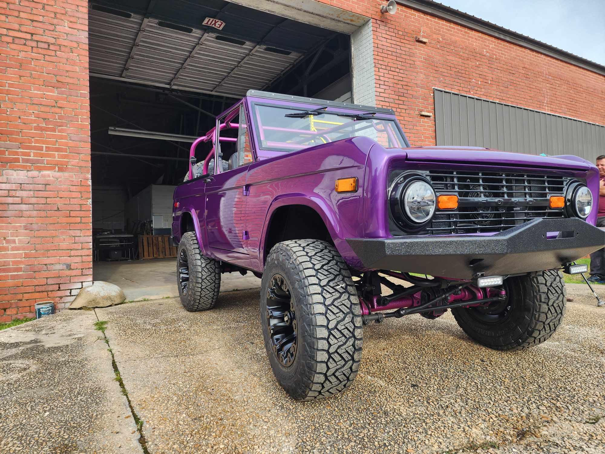 Tamco Paint Ford Bronco Magenta Moon 