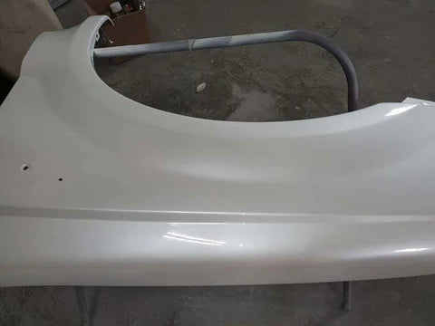 GM White Diamond Pearl | 98 / GBN / 800J | 2002-2017 | OEM Tri-Stage B GM White Diamond Pearl | 98 / GBN / 800J | 2002-2017 | OEM Tri-Stage B