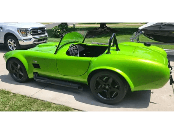 Tamco Paint Sublime Green in Shelby Cobra
