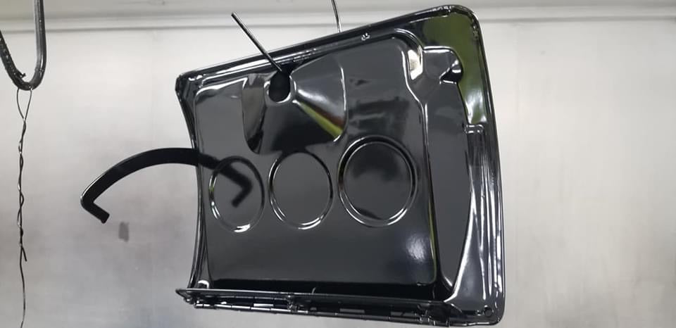 Underhood Satin Black Single Stage Kit